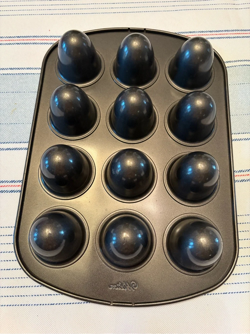 Wilton Black 12-Cavity Mini Cake Pop or Muffin Pan